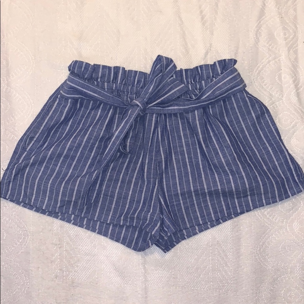 FlOWY SHORTS